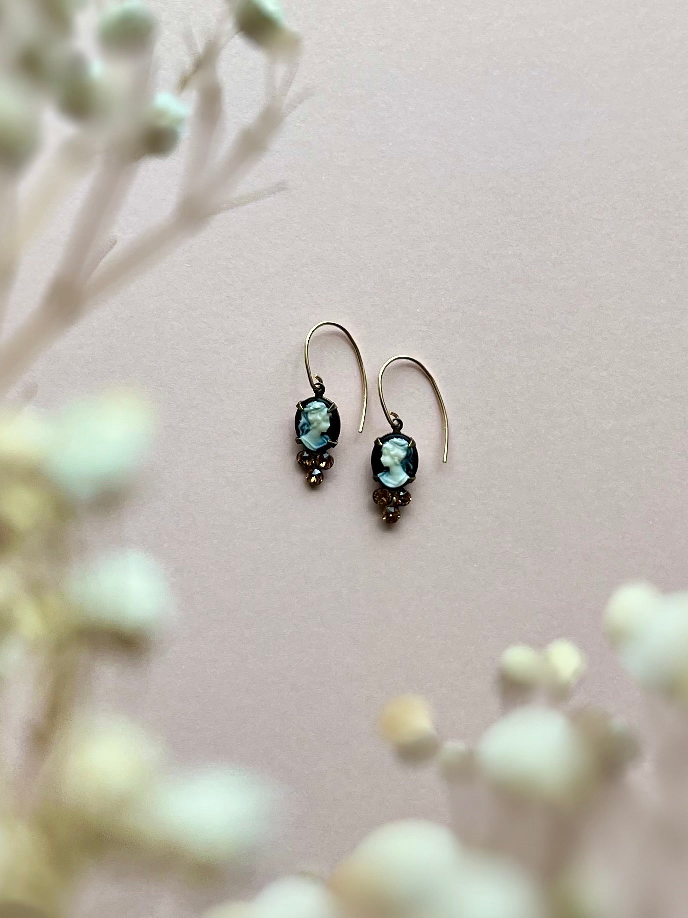 Black Cameo Dangle