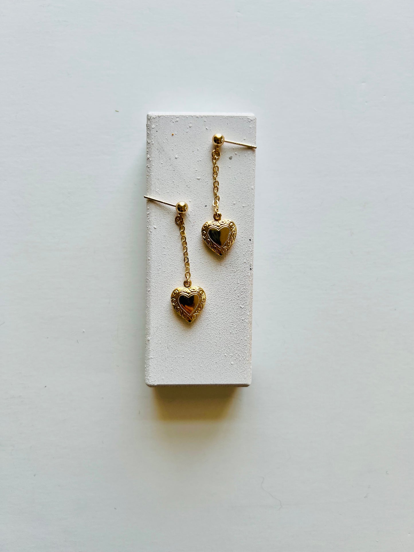 Vintage Heart Drops