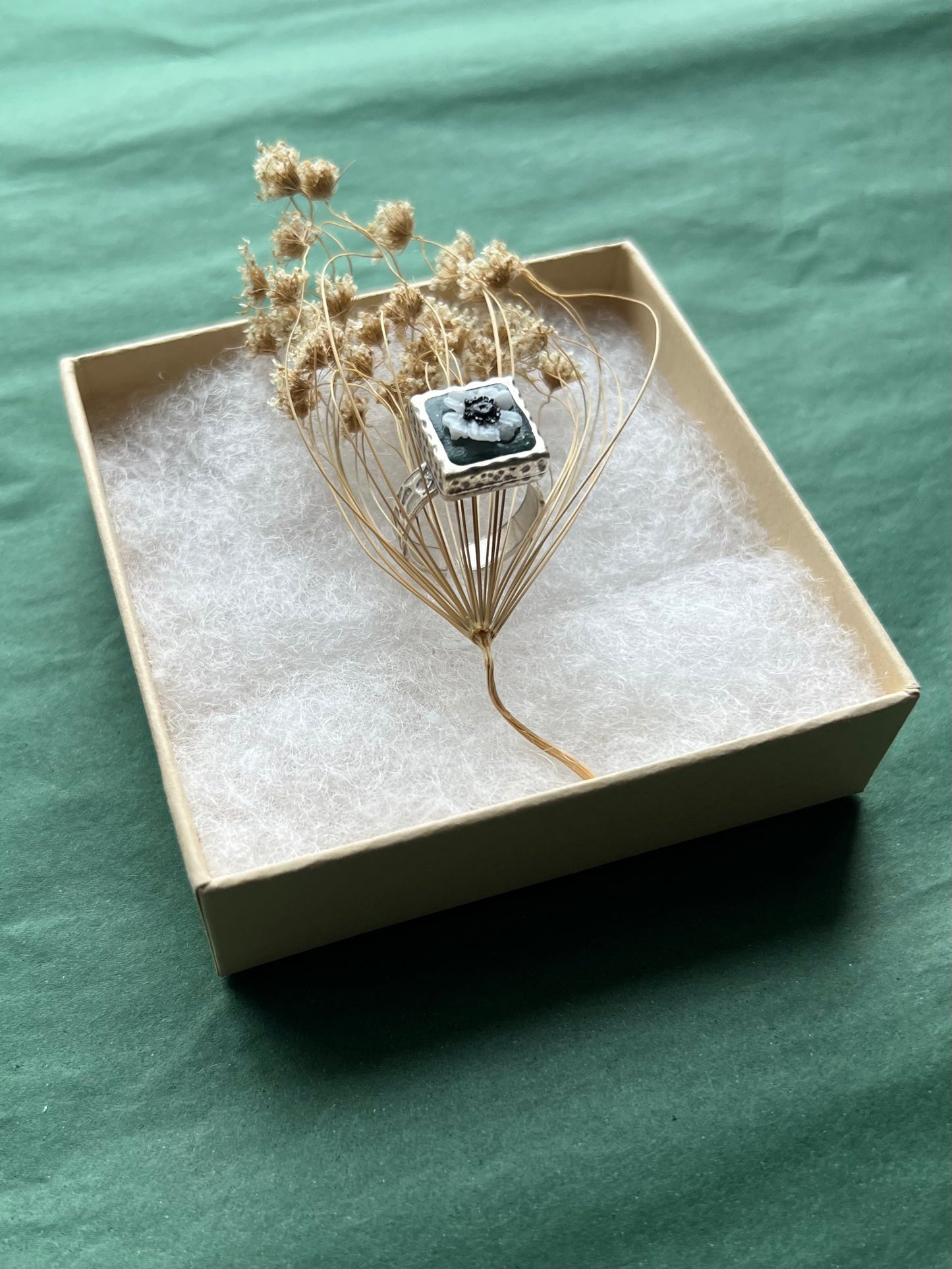 Anemone Ring