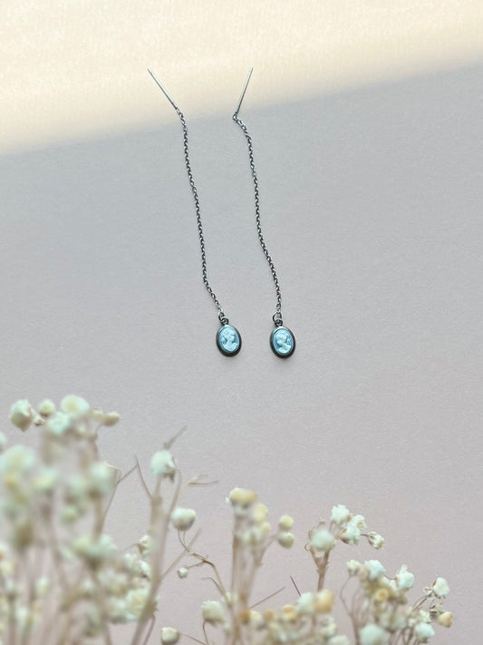 Blue Cameo Threaders